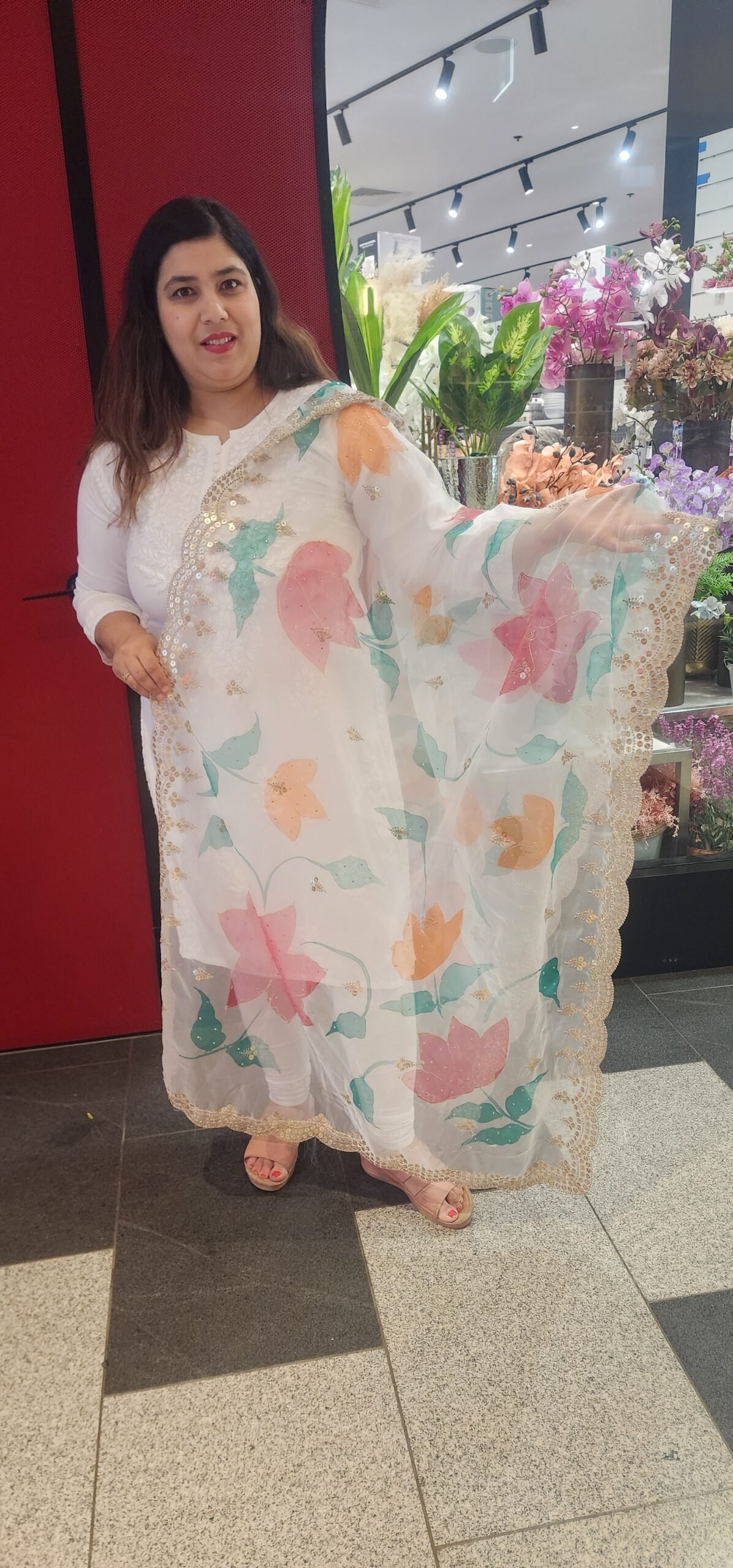 Flower Printed Dupatta with Zari Work Border Flower Printed Dupatta with Zari Work Border
