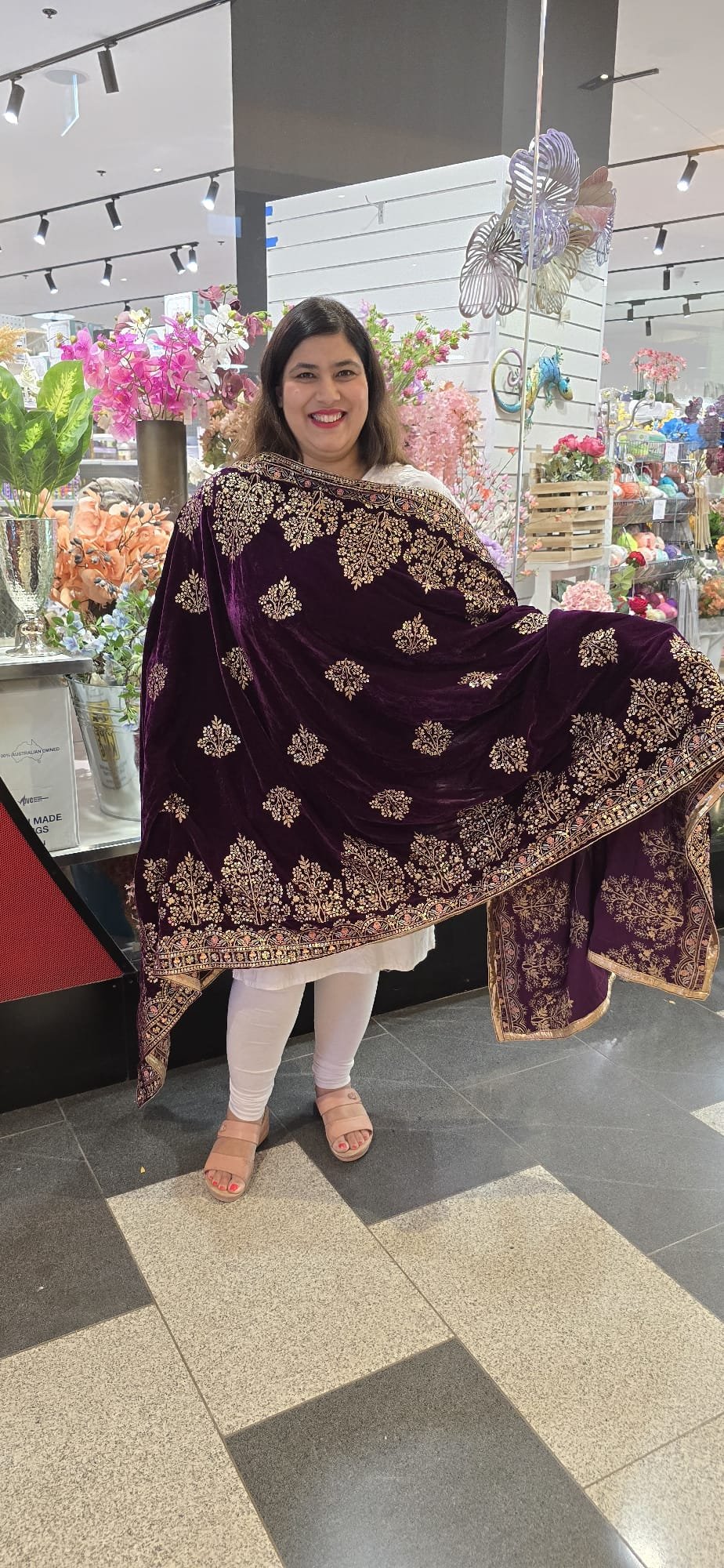 Heavy Wine Velvet Dupatta - Image 3