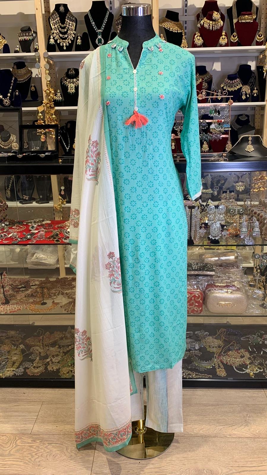 Pista Green & OffWhite Cotton Suit