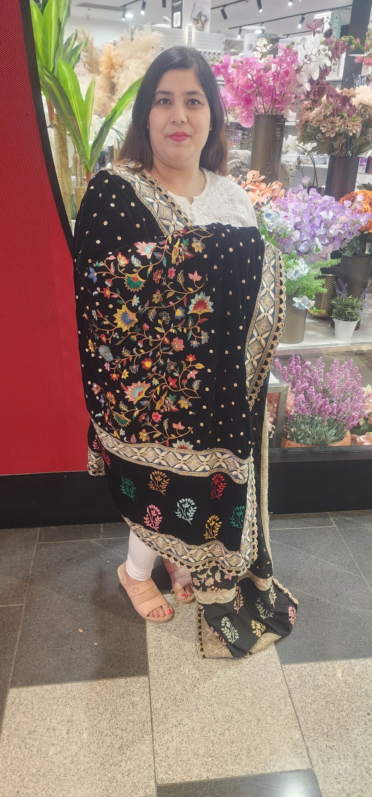 Black Heavy Embroidery Work Dupatta - Image 3