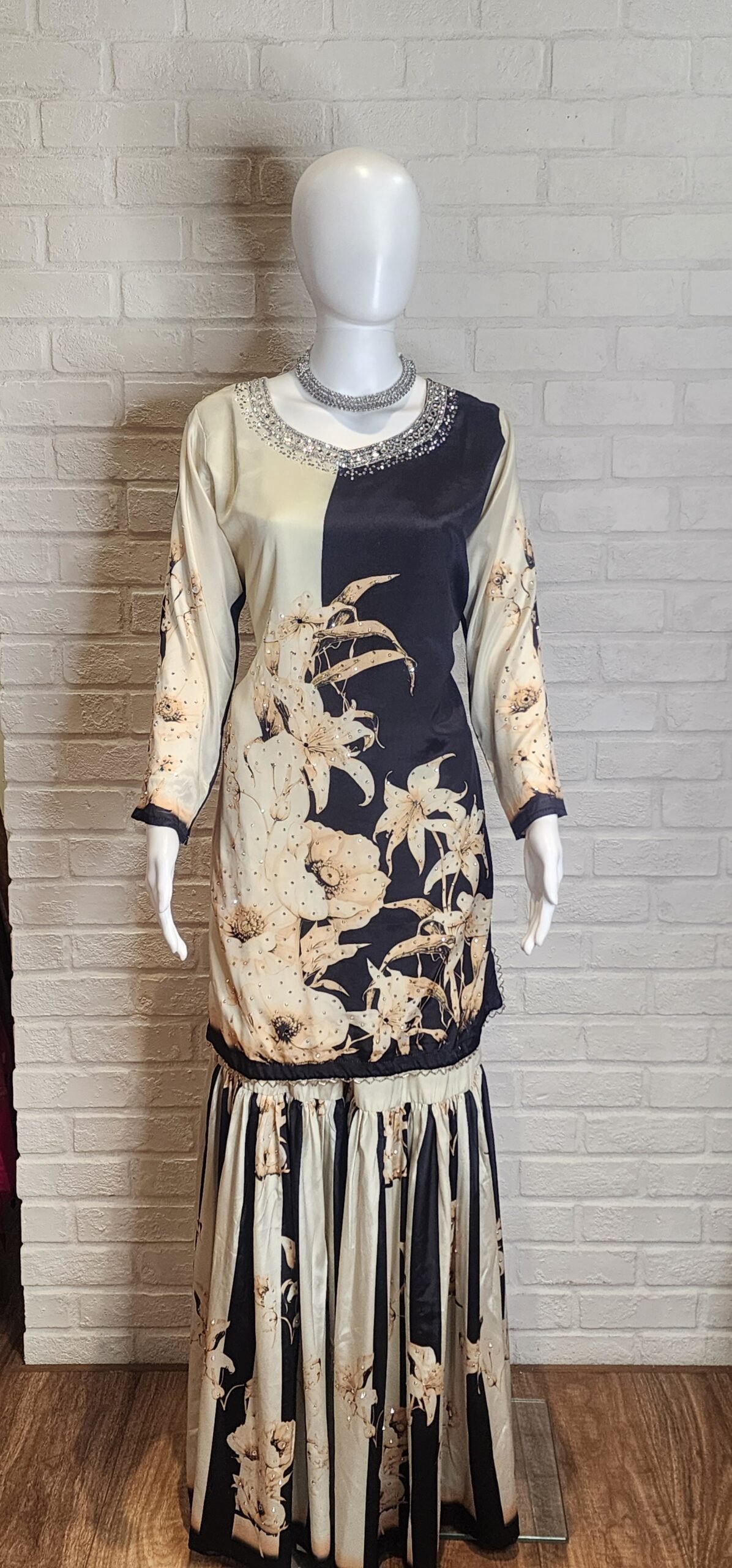 Black & Off White Pure Crepe Sharara Suit - Image 3