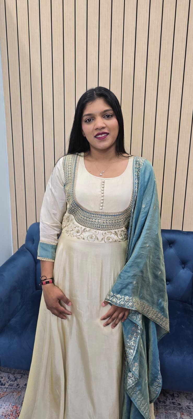 Radiate elegance in this graceful Anarkali suit - Image 4